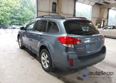 2013 Subaru Outback 2.5I Premium z USA, uszkodzony, nr VIN 4S4BRCCC1D3288746